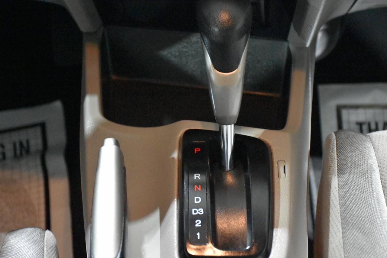 Honda Civic LX Coupe 5-Speed AT 2012