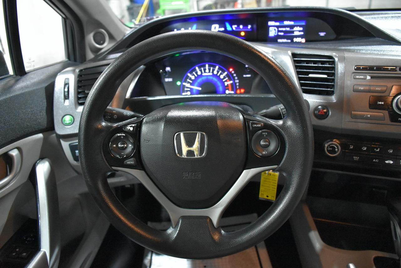 Honda Civic LX Coupe 5-Speed AT 2012