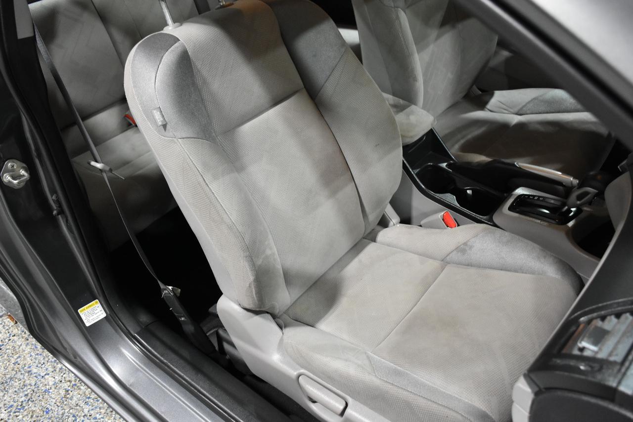 Honda Civic LX Coupe 5-Speed AT 2012