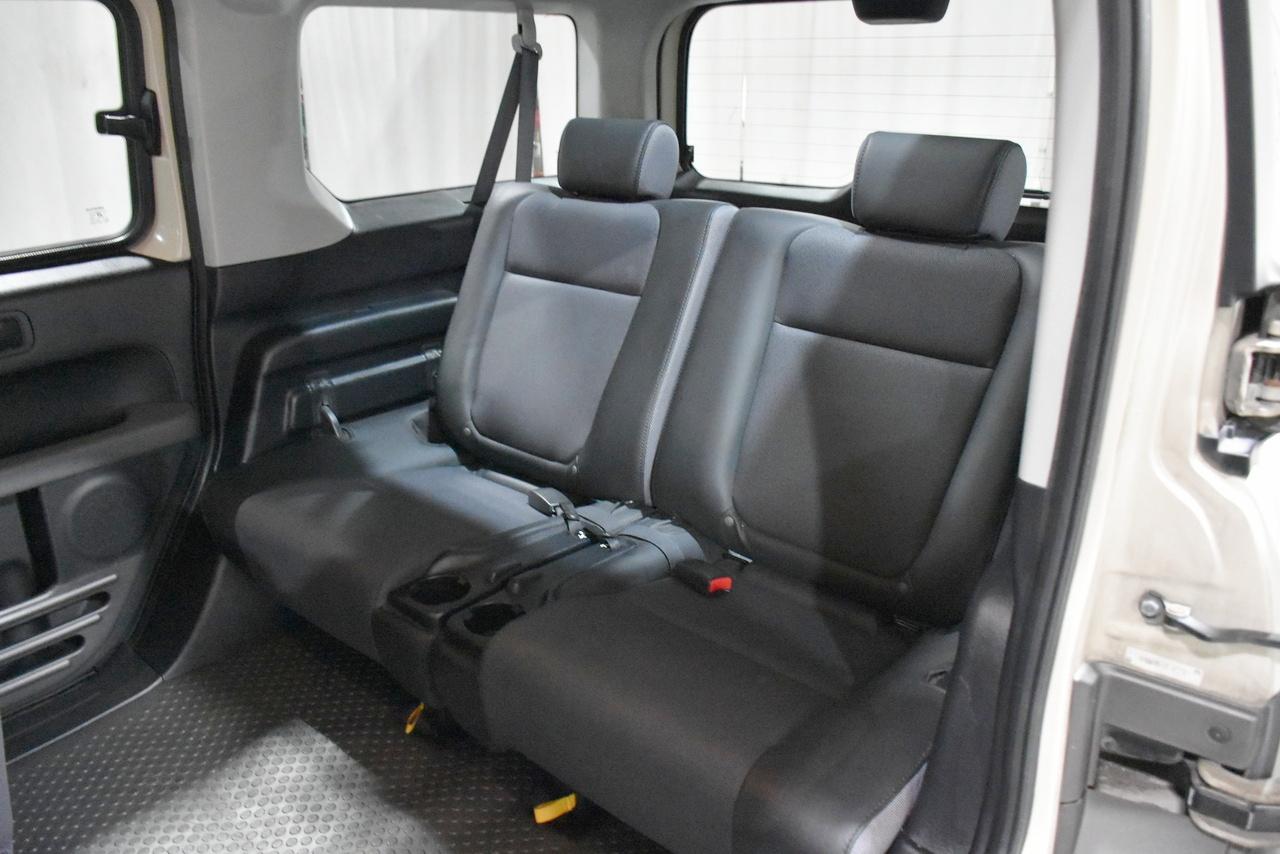 Honda Element EX 4WD 4-spd AT 2005