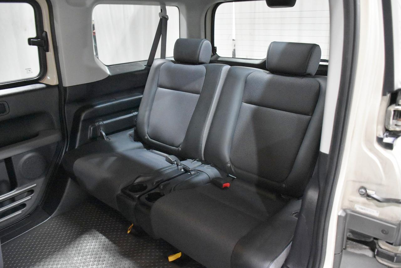 Honda Element EX 4WD 4-spd AT 2005