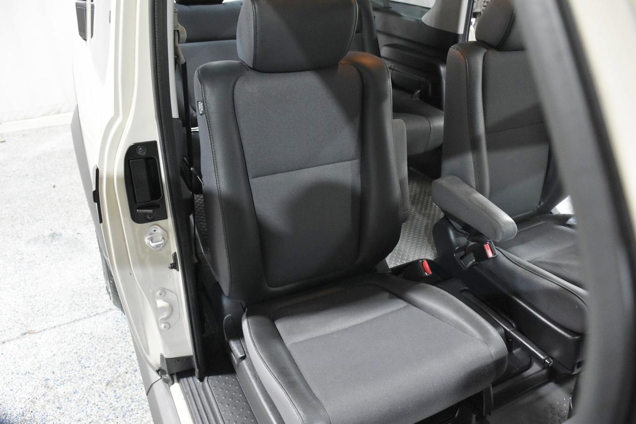 Honda Element EX 4WD 4-spd AT 2005