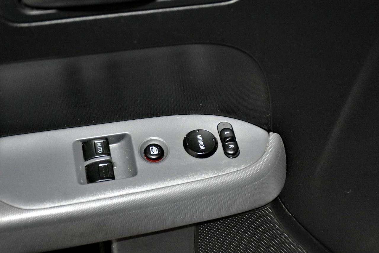 Honda Element EX 4WD 4-spd AT 2005