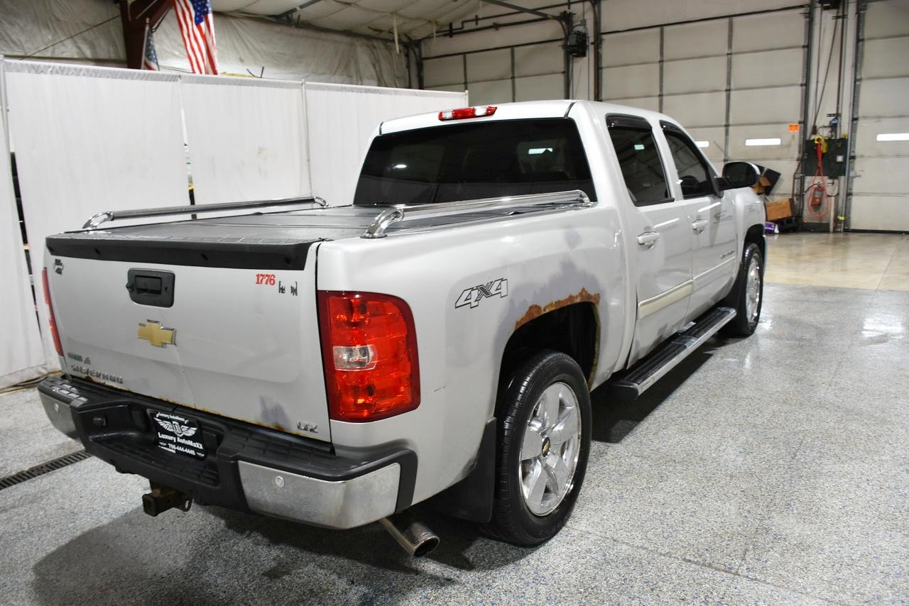 Chevrolet Silverado 1500 LTZ Crew Cab 4WD 2011