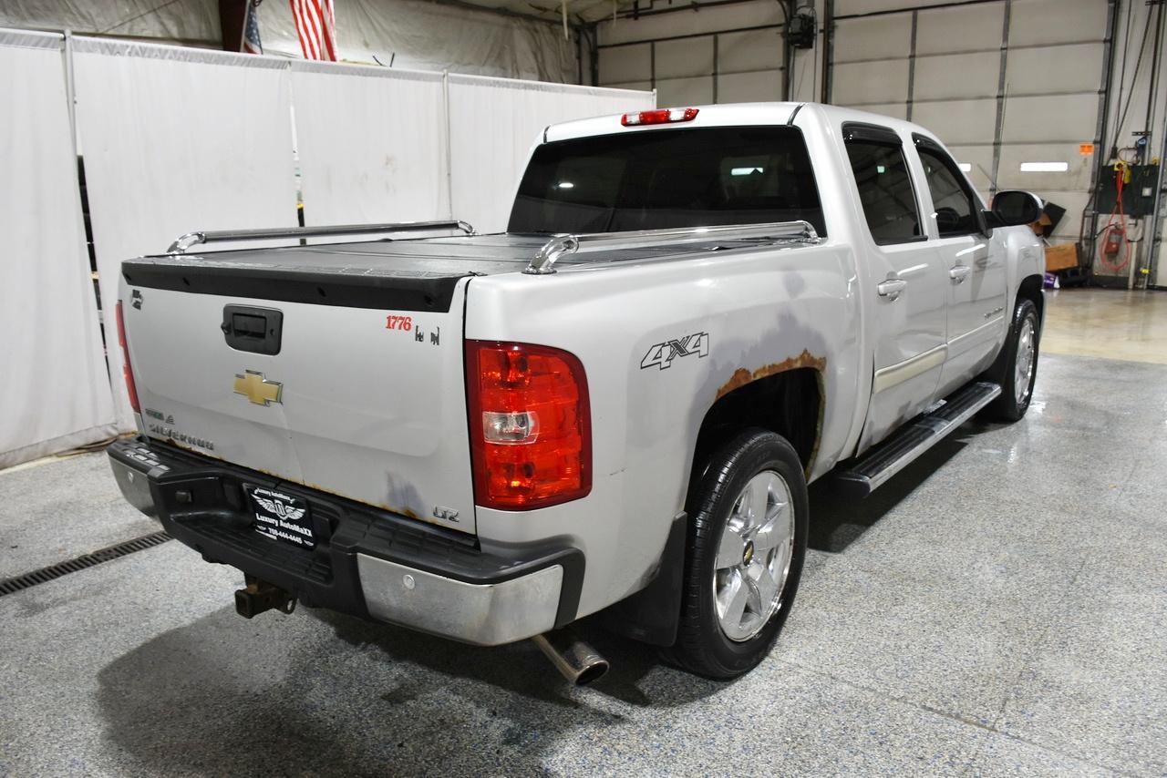 Chevrolet Silverado 1500 LTZ Crew Cab 4WD 2011