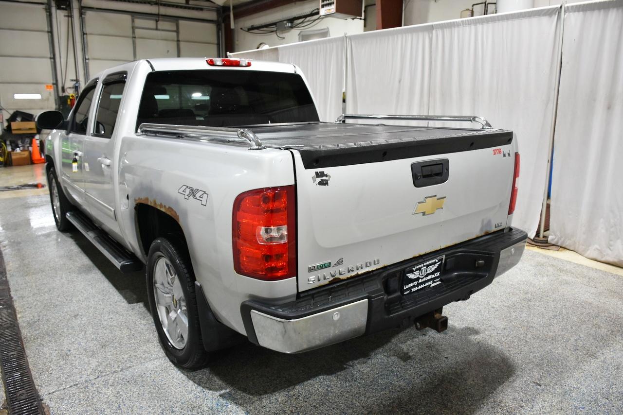 Chevrolet Silverado 1500 LTZ Crew Cab 4WD 2011