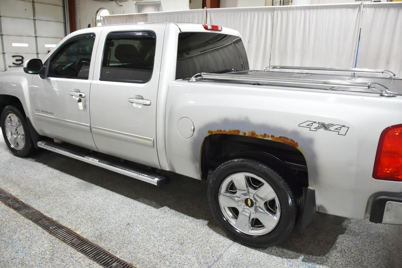 Chevrolet Silverado 1500 LTZ Crew Cab 4WD 2011