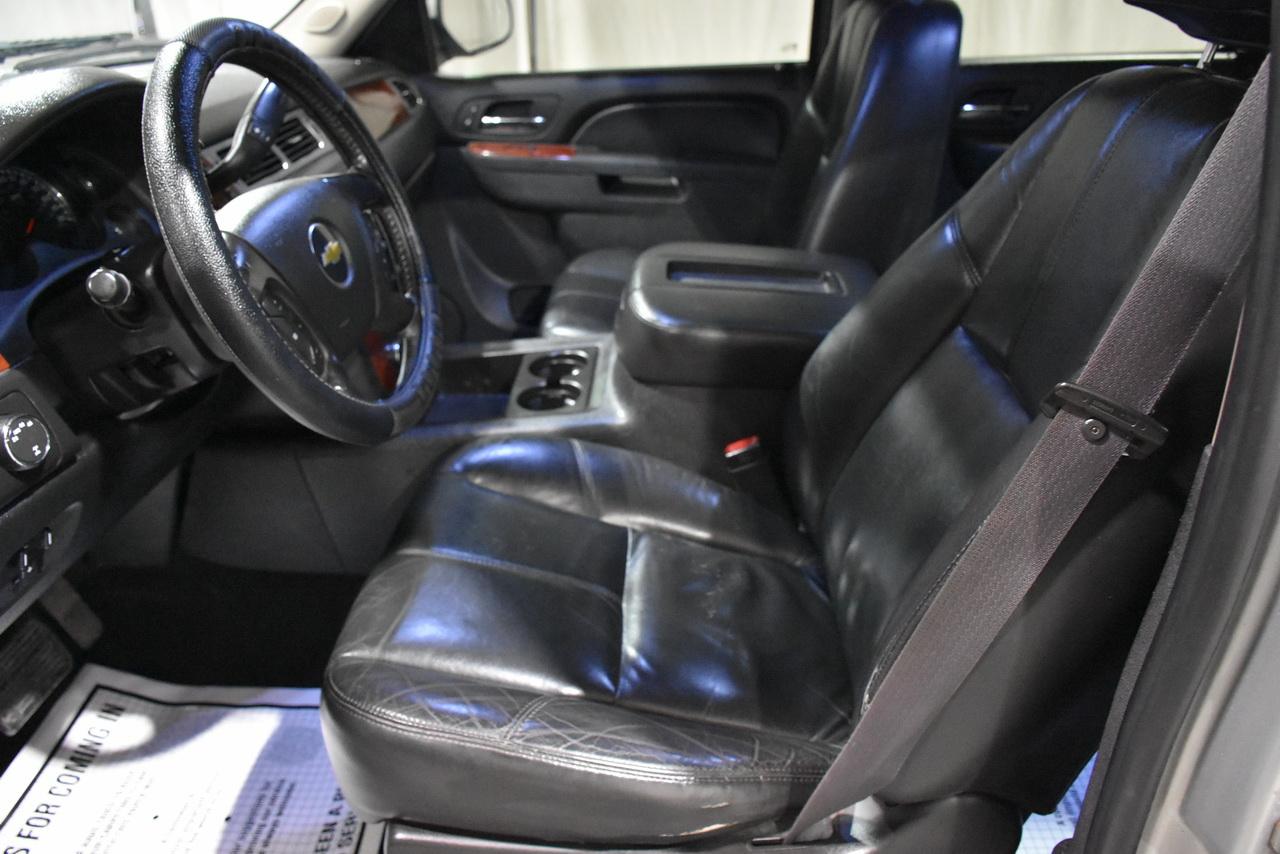 Chevrolet Silverado 1500 LTZ Crew Cab 4WD 2011