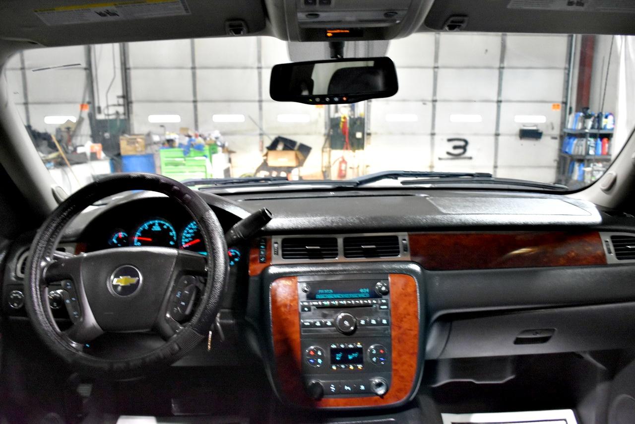 Chevrolet Silverado 1500 LTZ Crew Cab 4WD 2011