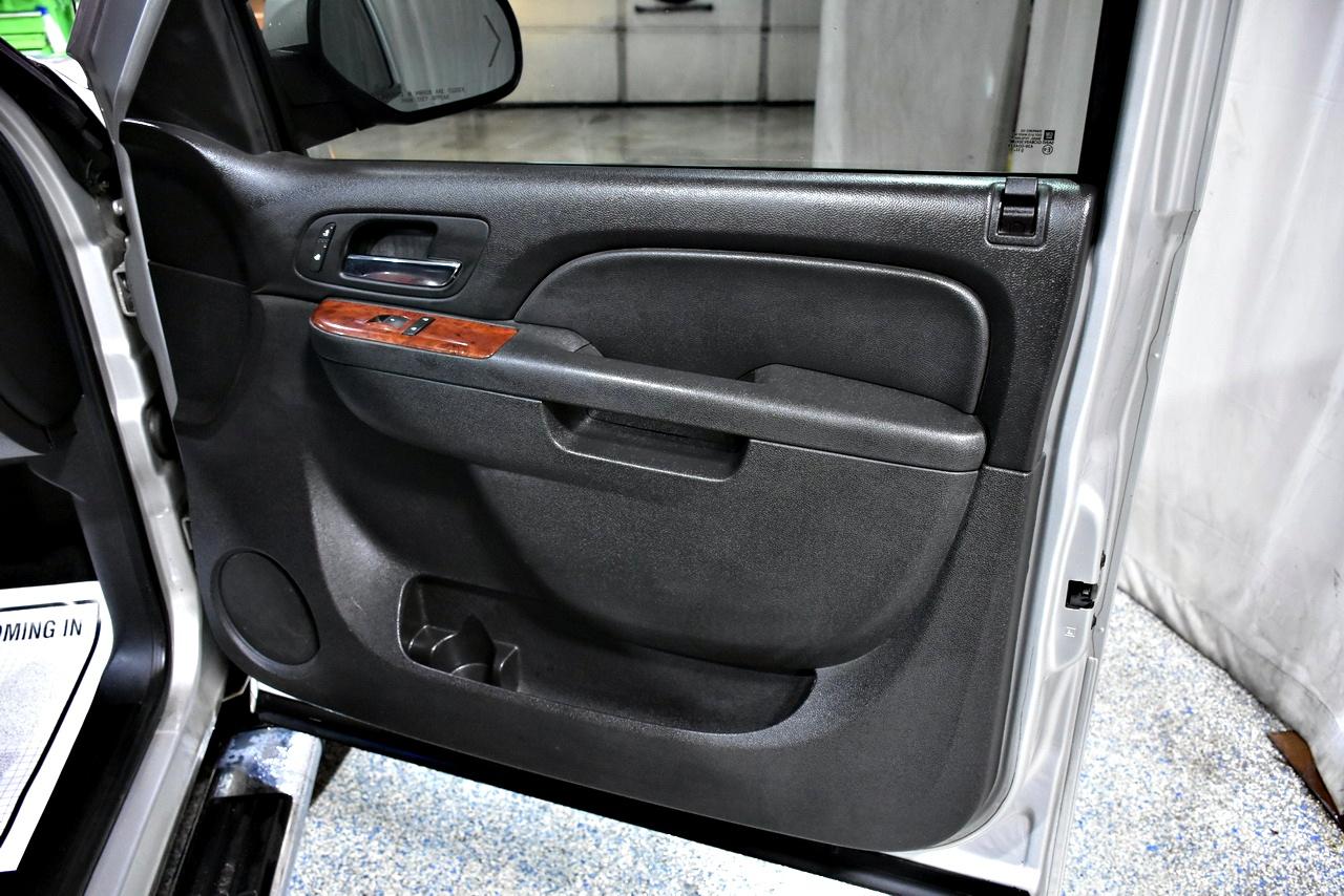 Chevrolet Silverado 1500 LTZ Crew Cab 4WD 2011