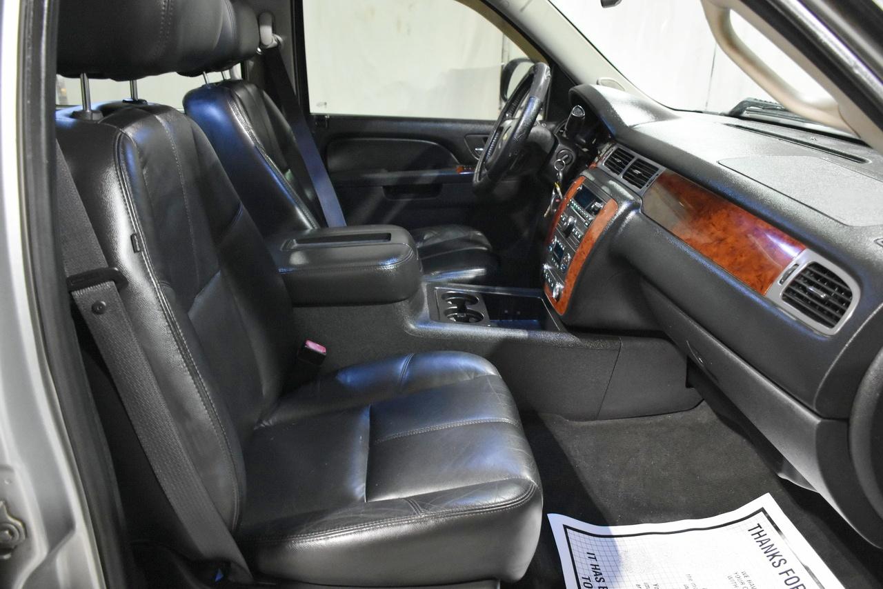 Chevrolet Silverado 1500 LTZ Crew Cab 4WD 2011