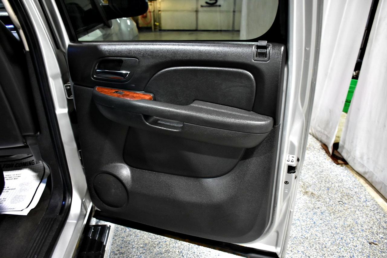 Chevrolet Silverado 1500 LTZ Crew Cab 4WD 2011