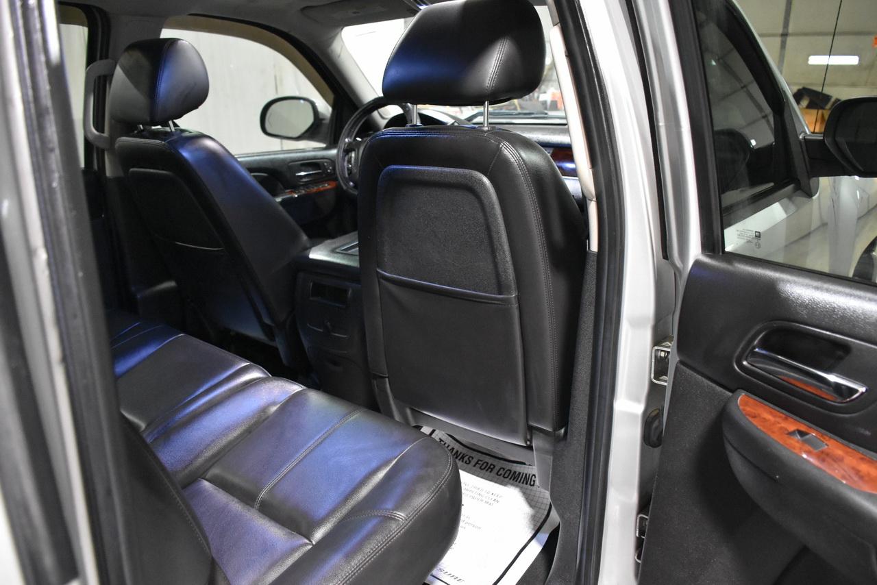 Chevrolet Silverado 1500 LTZ Crew Cab 4WD 2011