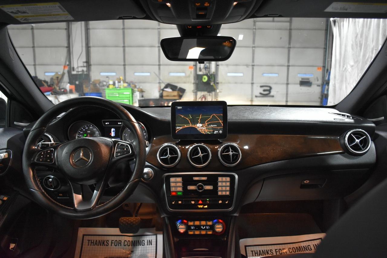 Mercedes-Benz GLA-Class GLA250 4MATIC 2017