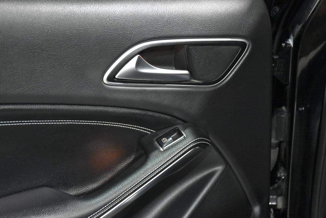 Mercedes-Benz GLA-Class GLA250 4MATIC 2017