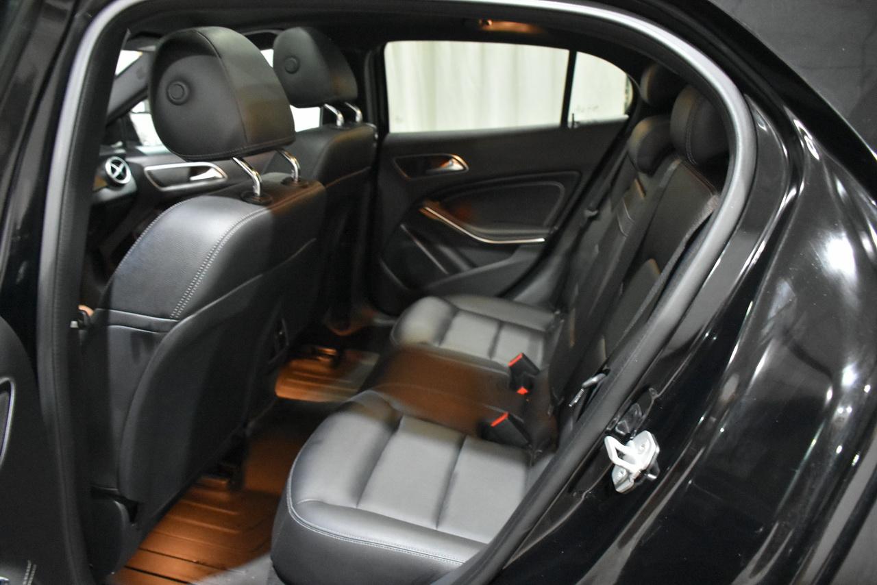 Mercedes-Benz GLA-Class GLA250 4MATIC 2017