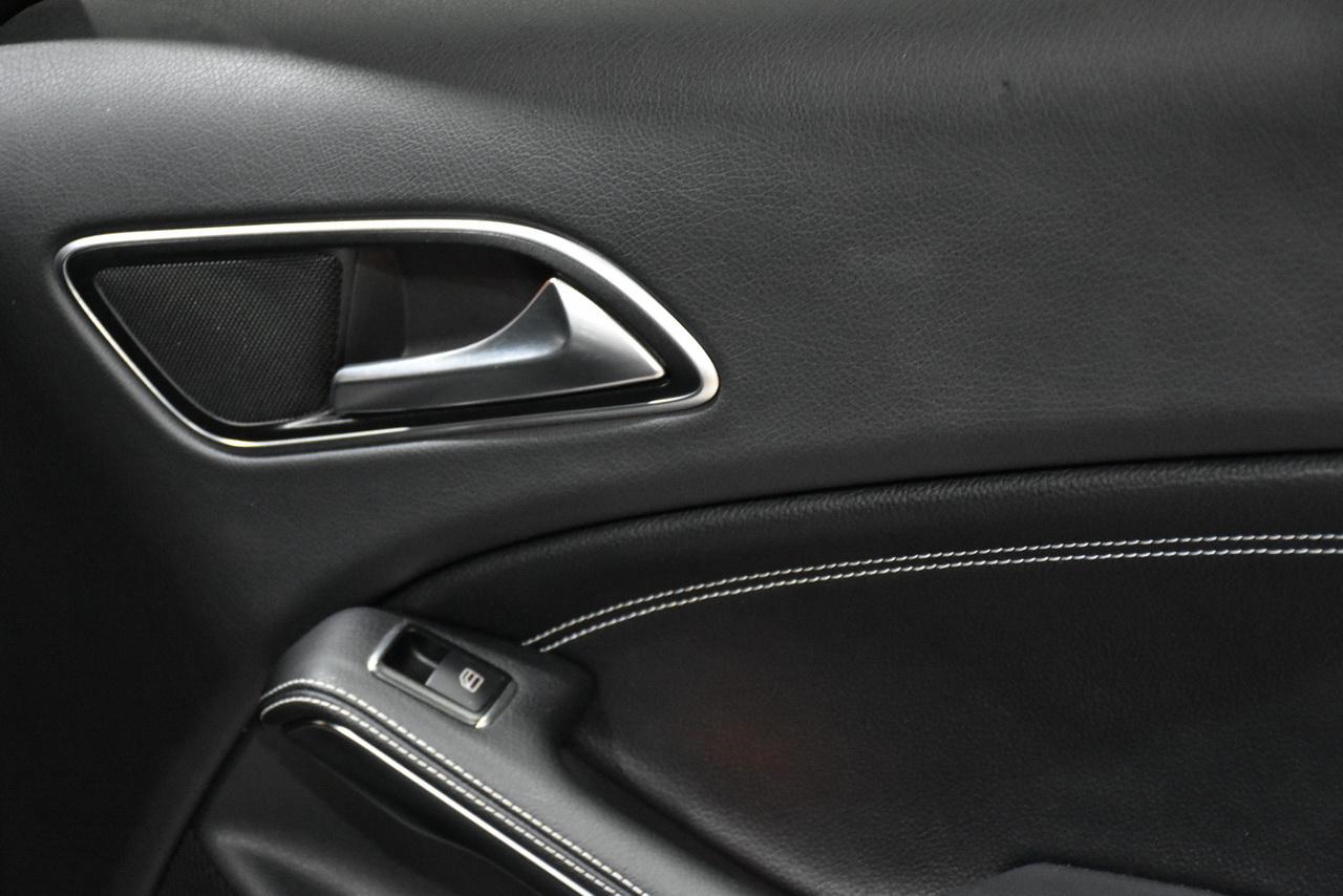 Mercedes-Benz GLA-Class GLA250 4MATIC 2017