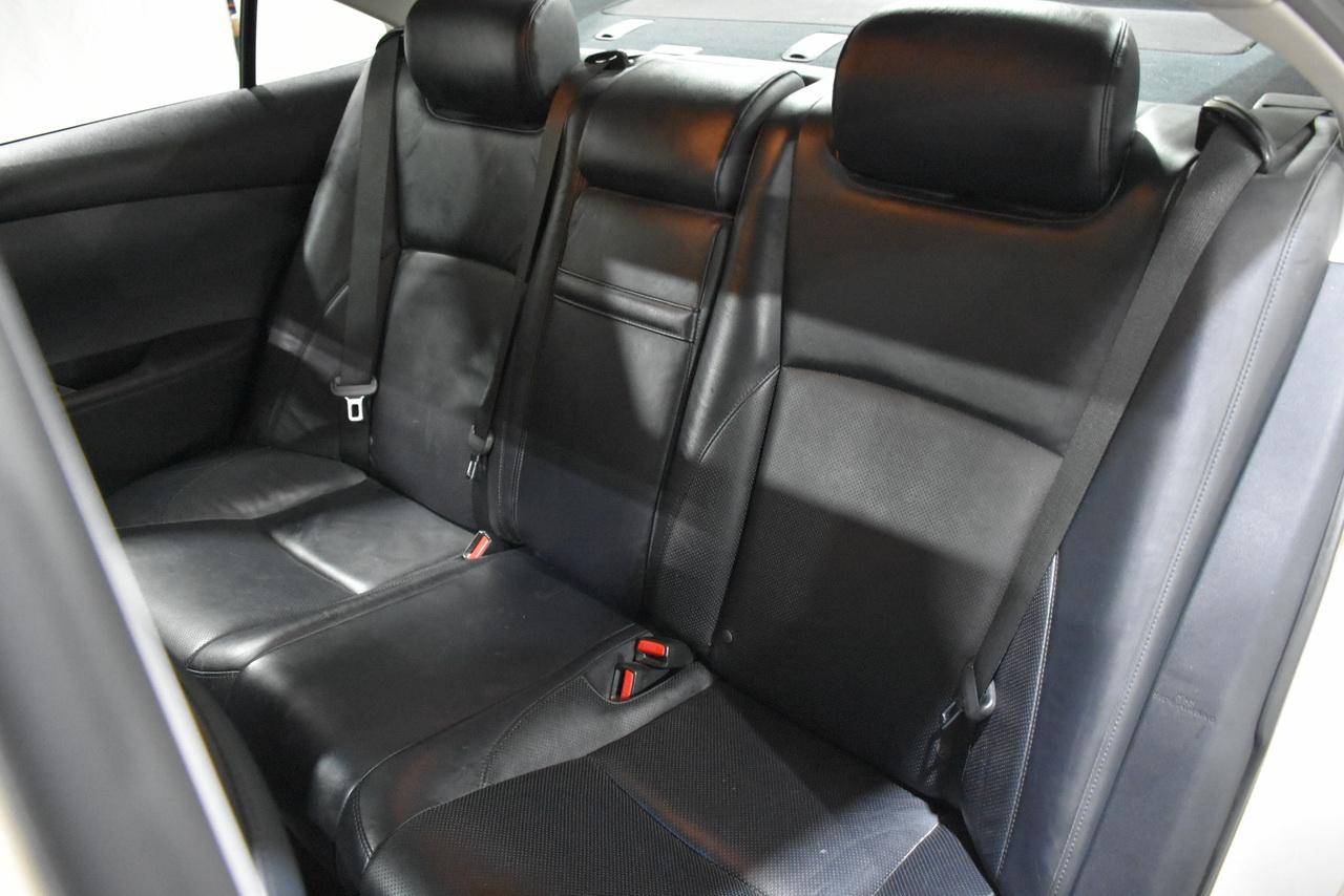 Lexus ES 350 Sedan 2010