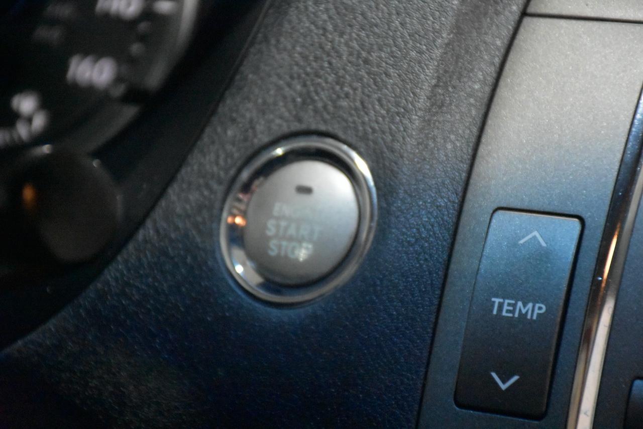 Lexus ES 350 Sedan 2010