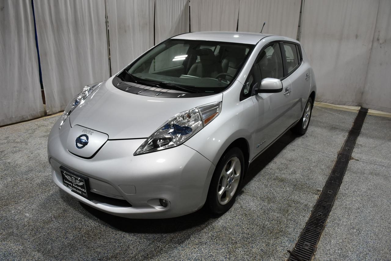 Nissan Leaf S 2013