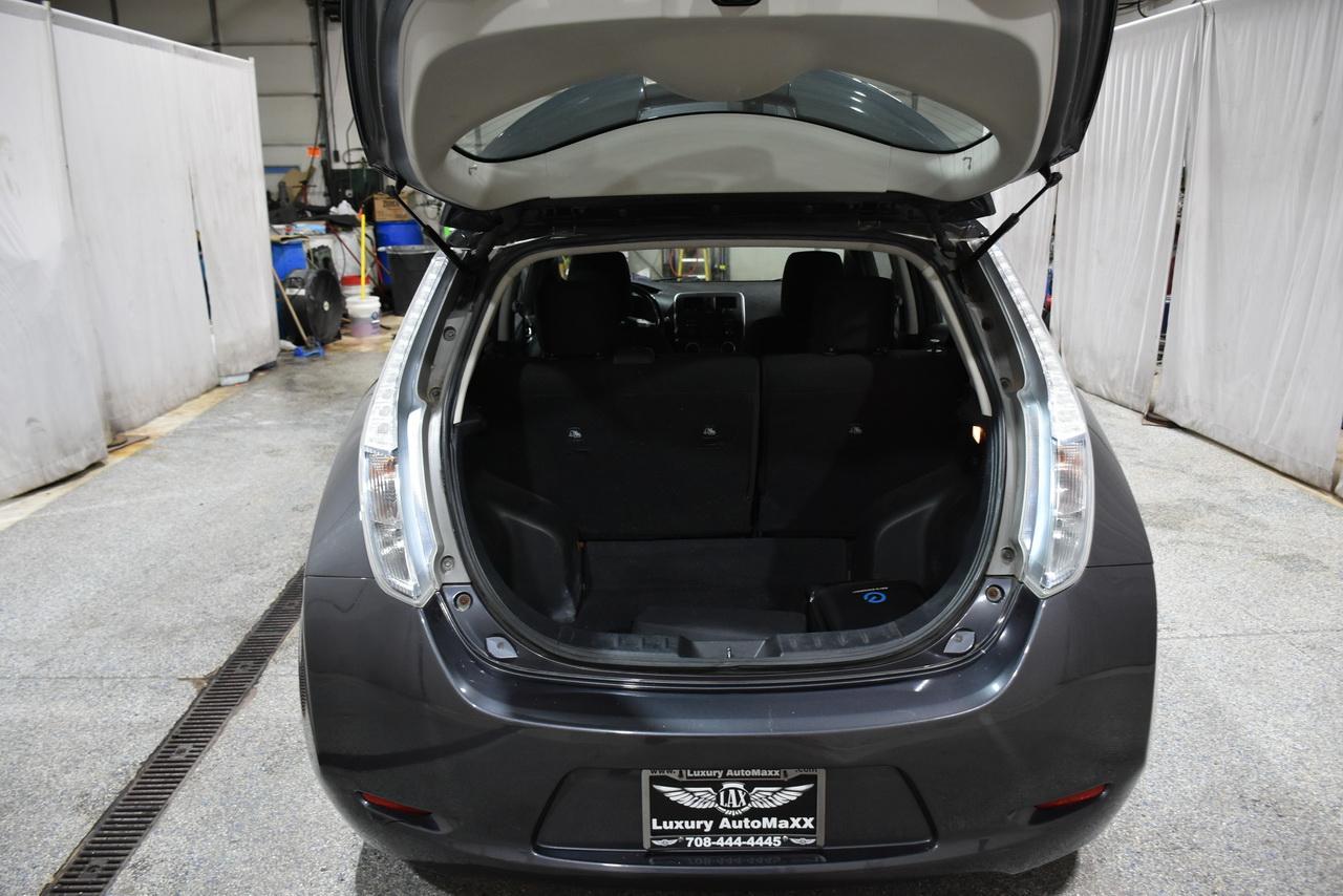 Nissan Leaf S 2013