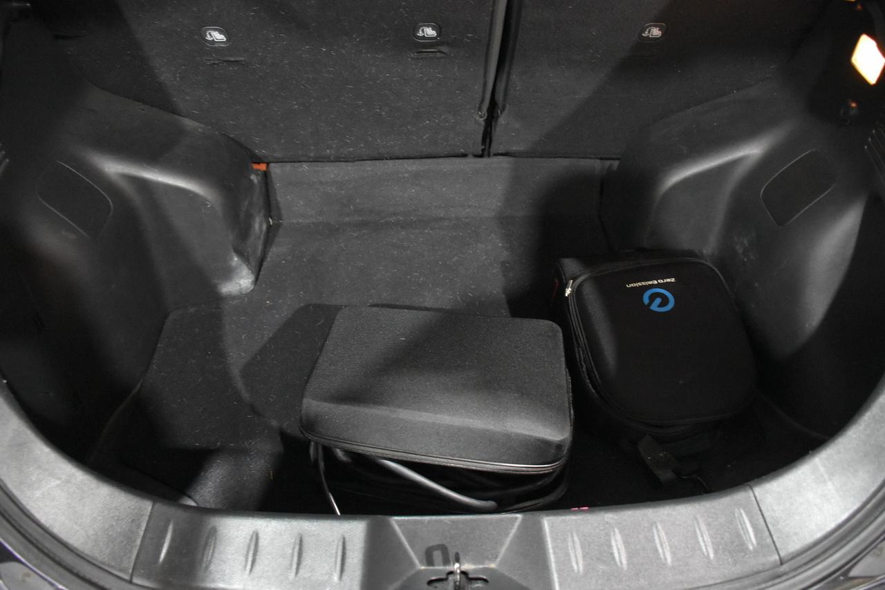 Nissan Leaf S 2013
