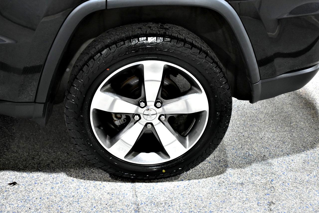 Jeep Grand Cherokee Laredo 4WD 2014