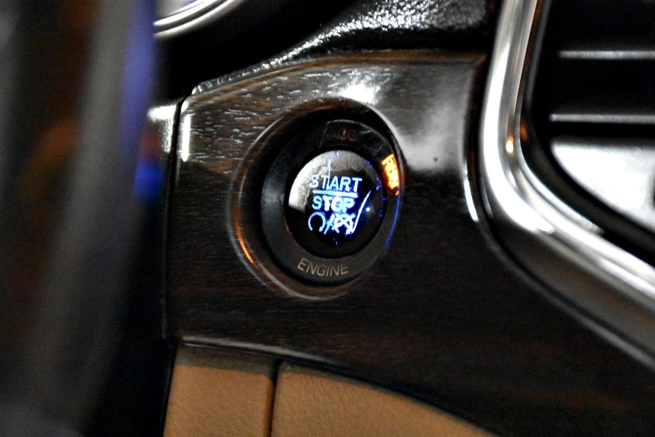 Jeep Grand Cherokee Laredo 4WD 2014