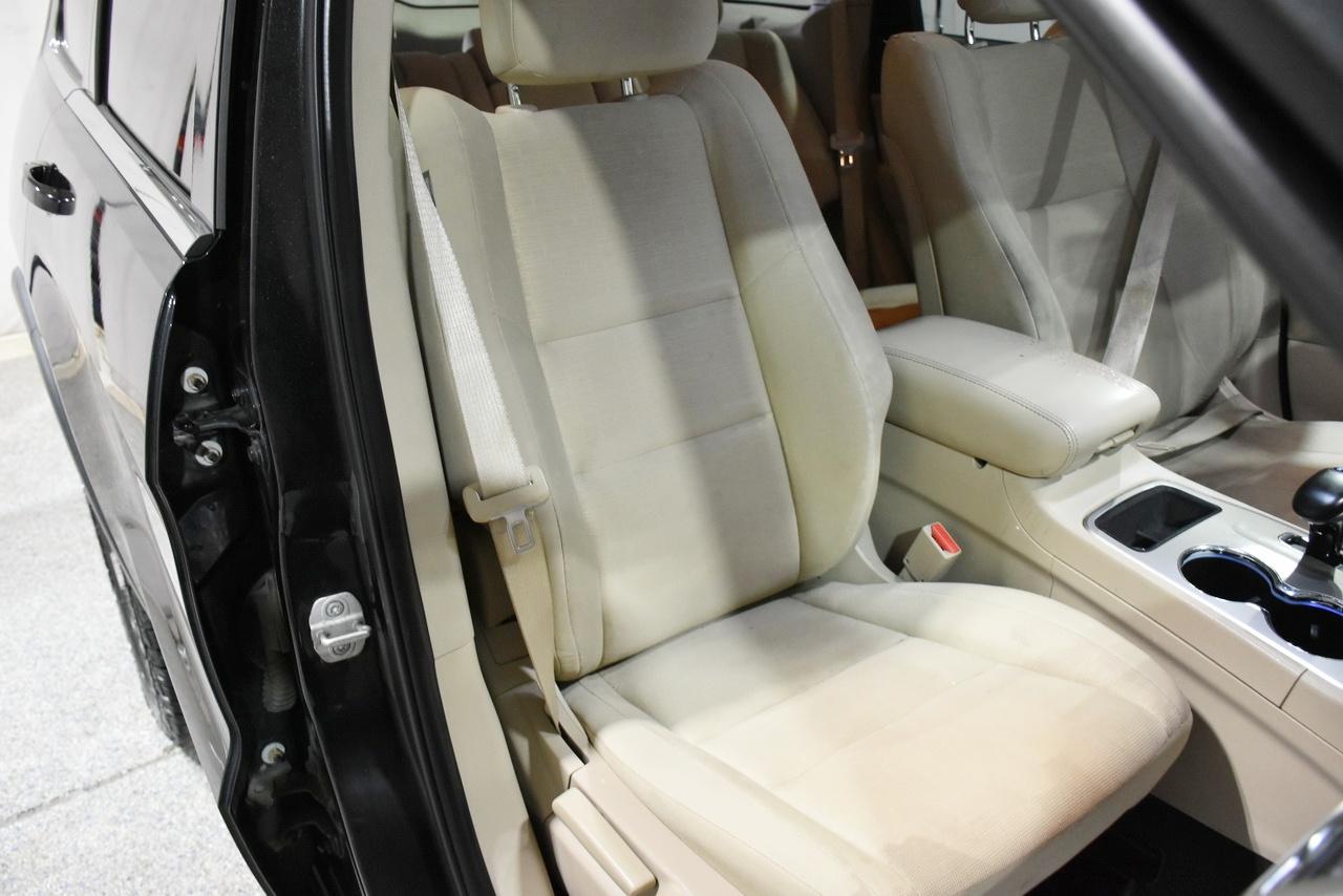 Jeep Grand Cherokee Laredo 4WD 2014