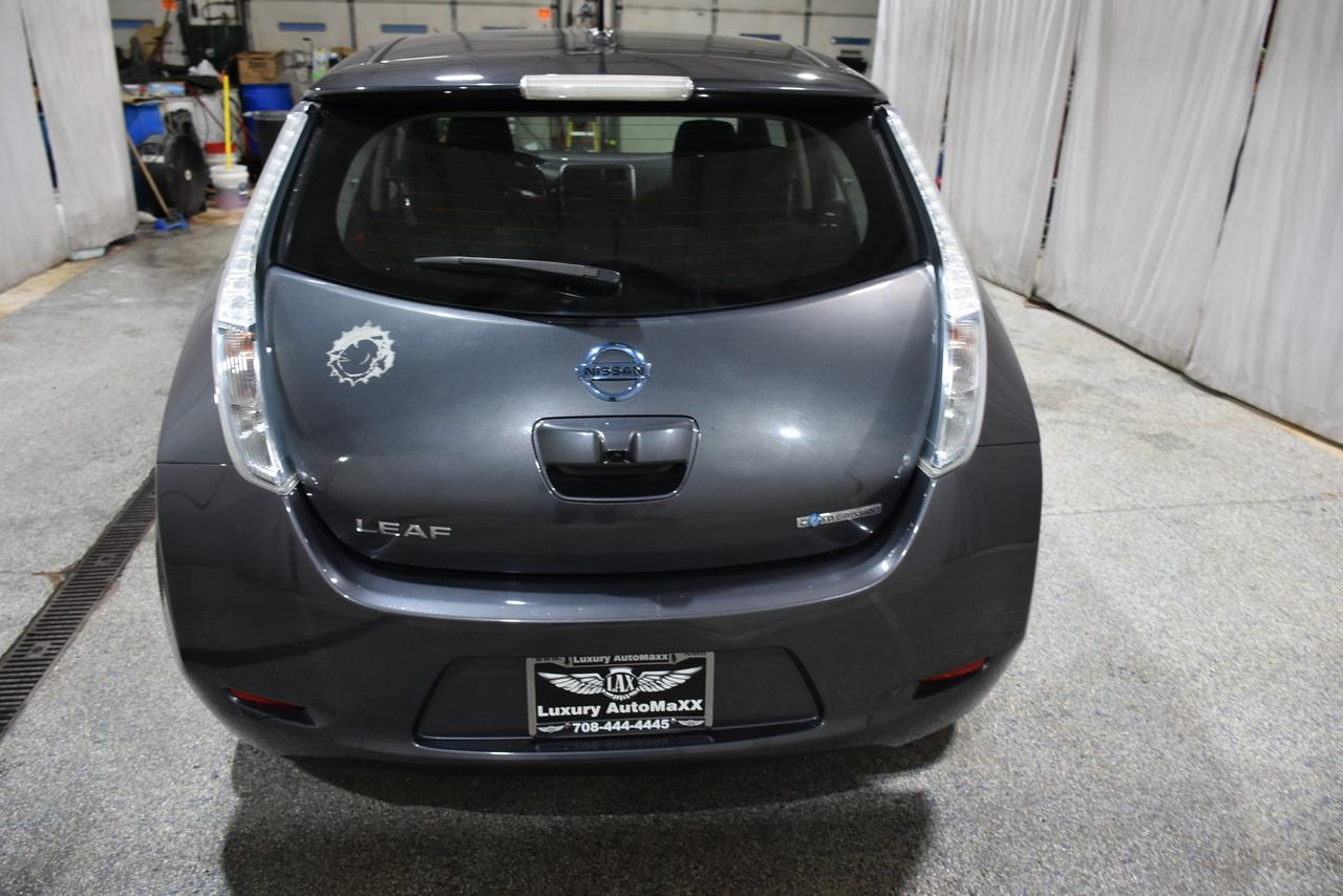 Nissan Leaf SV 2013