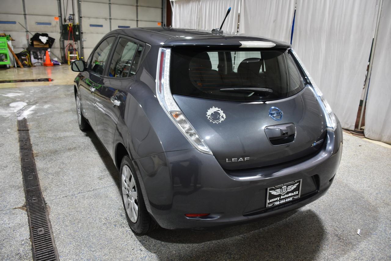 Nissan Leaf SV 2013