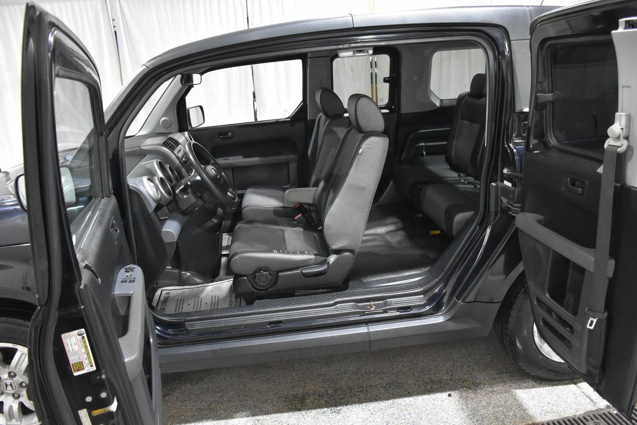 Honda Element EX-P 4WD AT 2006
