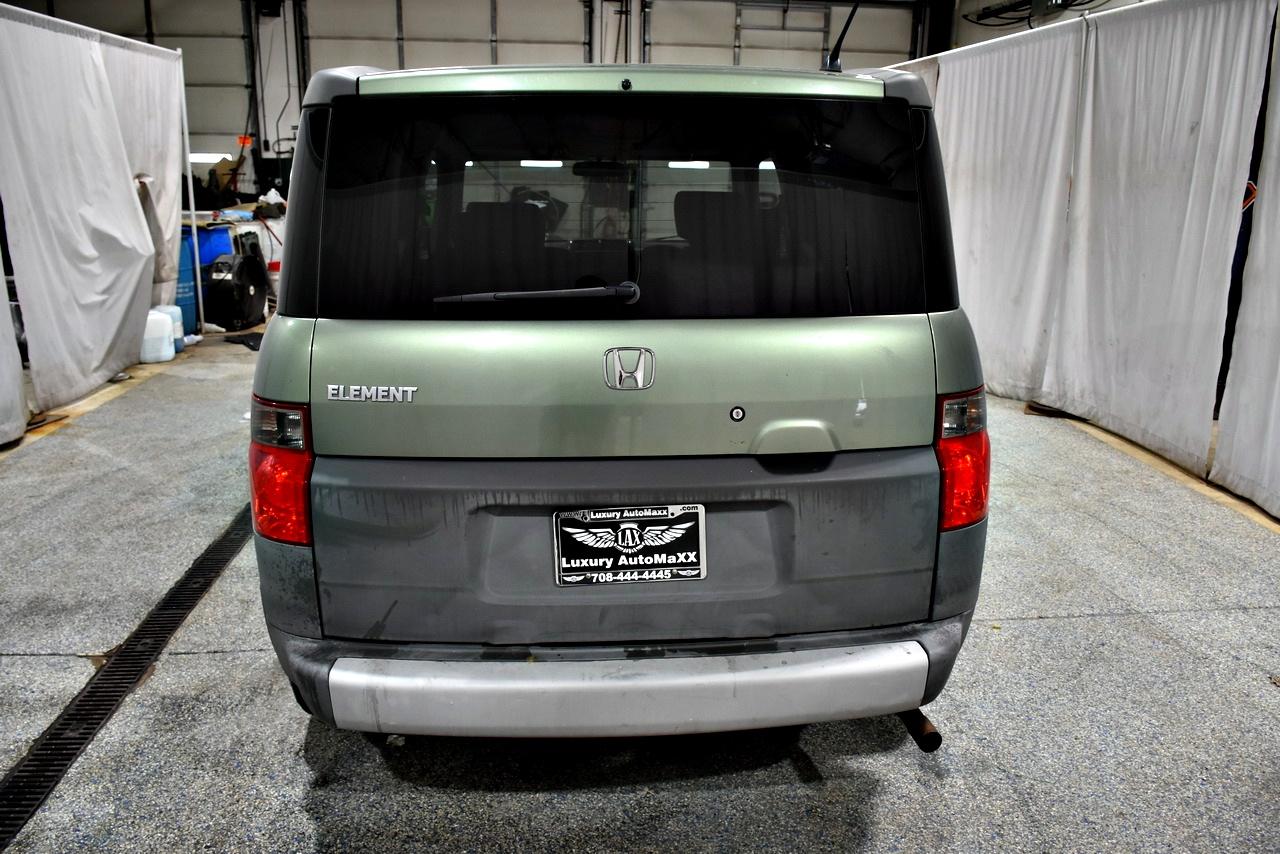 Honda Element LX 2WD 5-spd MT 2005