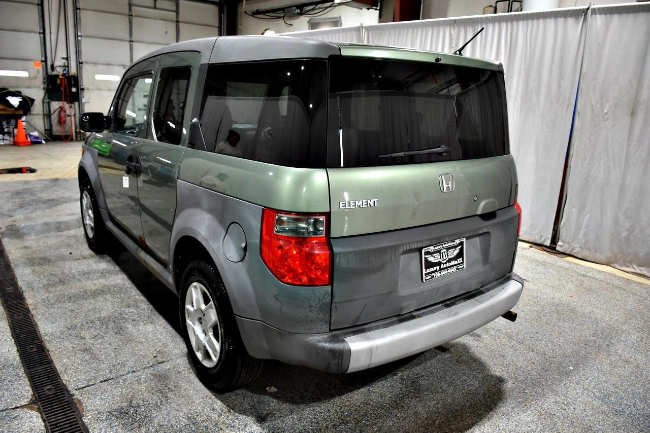 Honda Element LX 2WD 5-spd MT 2005