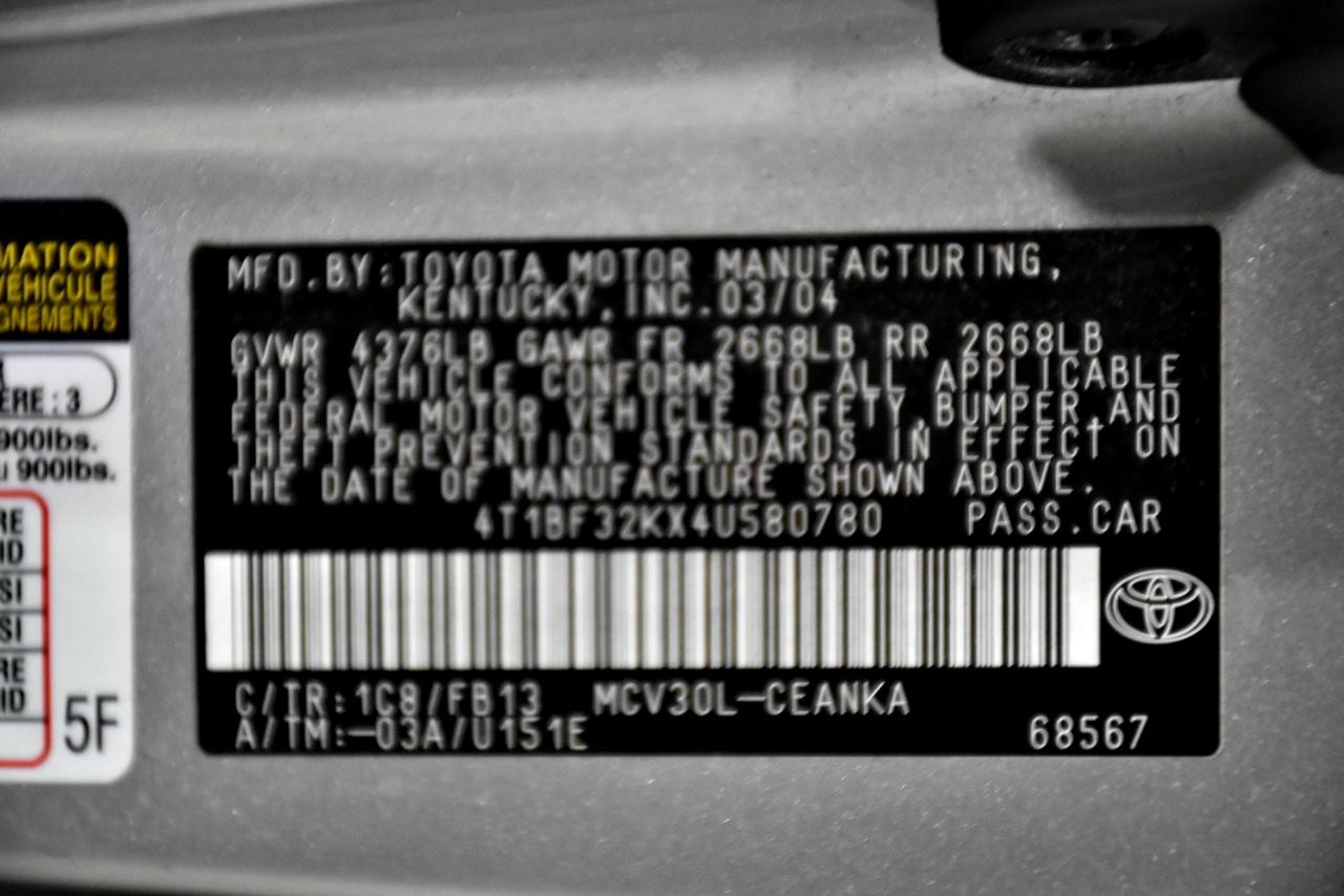 Toyota Camry LE V6 2004