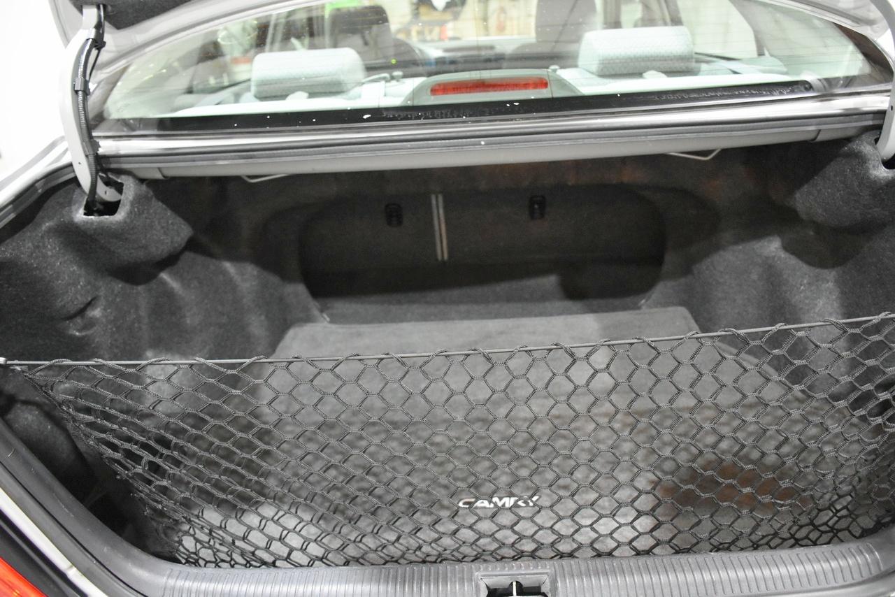 Toyota Camry LE V6 2004