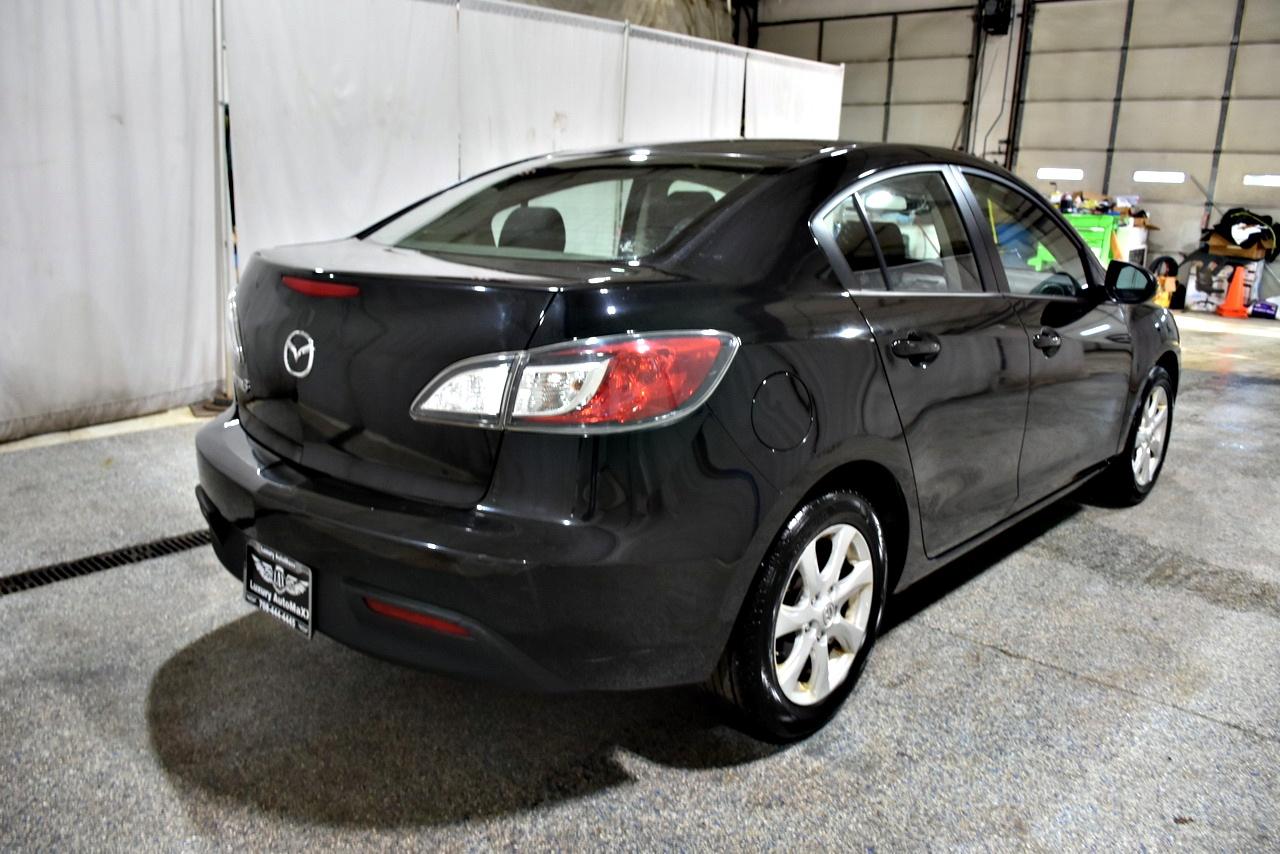 Mazda MAZDA3 i SV 4-Door 2010