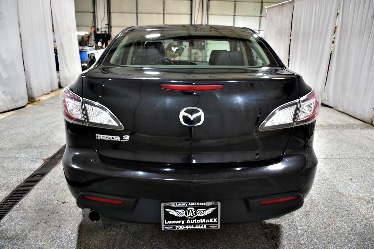 Mazda MAZDA3 i SV 4-Door 2010