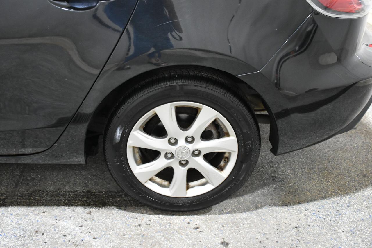 Mazda MAZDA3 i SV 4-Door 2010