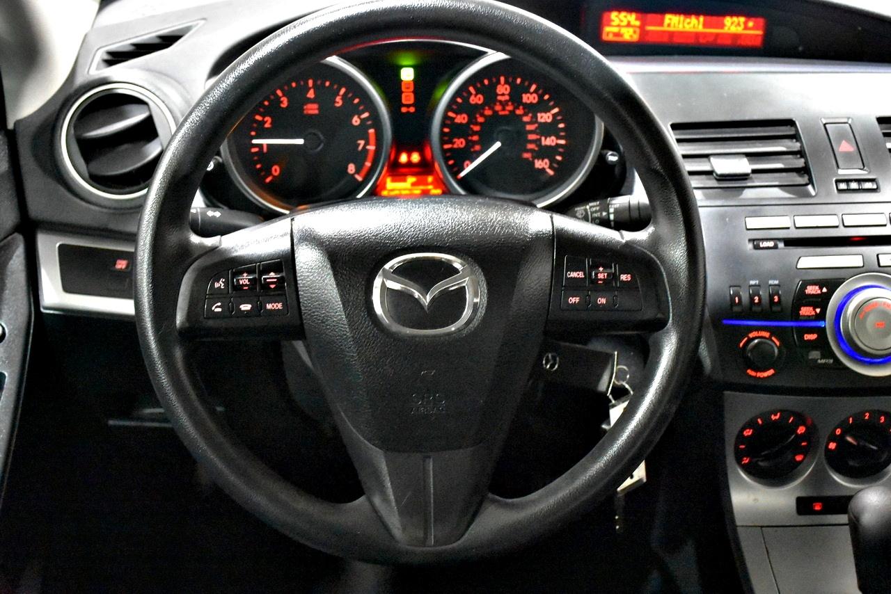 Mazda MAZDA3 i SV 4-Door 2010