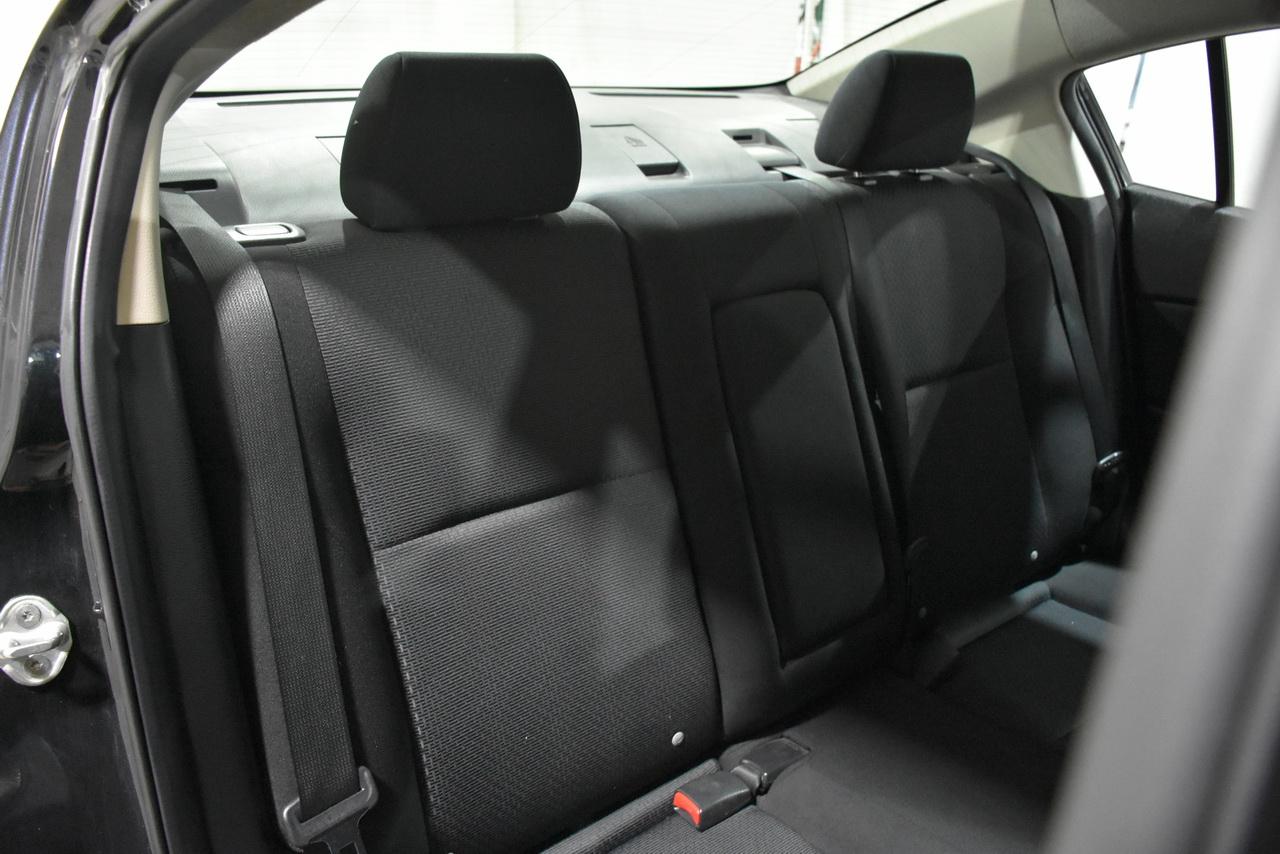 Mazda MAZDA3 i SV 4-Door 2010