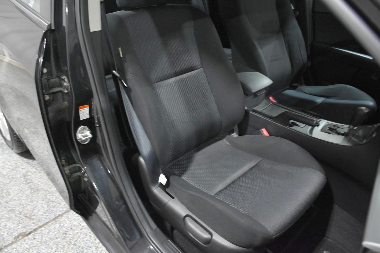 Mazda MAZDA3 i SV 4-Door 2010