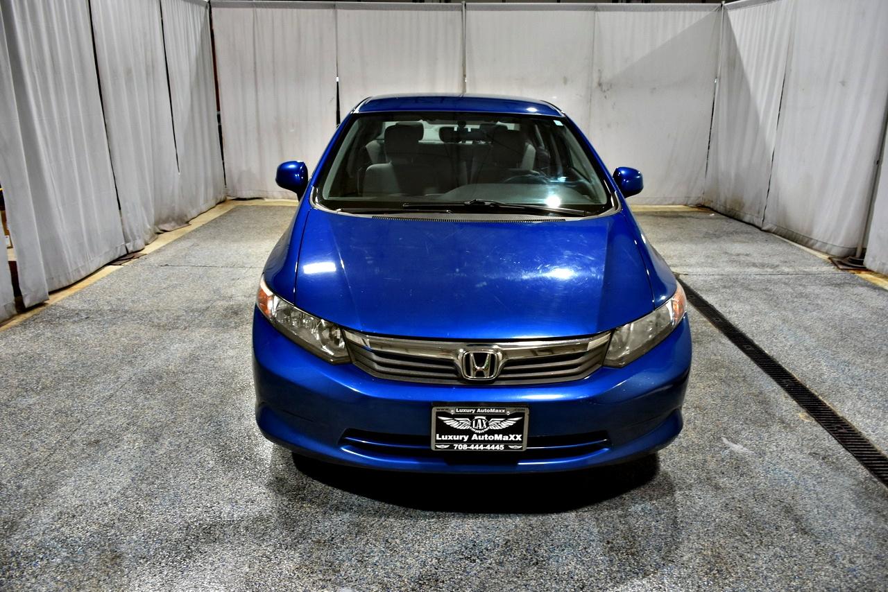 Honda Civic LX Sedan 5-Speed AT 2012