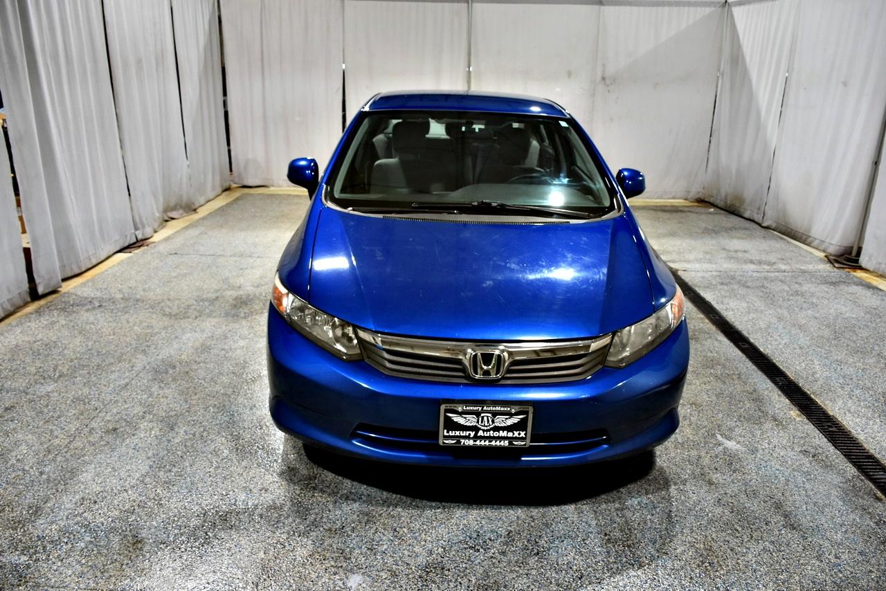 Honda Civic LX Sedan 5-Speed AT 2012