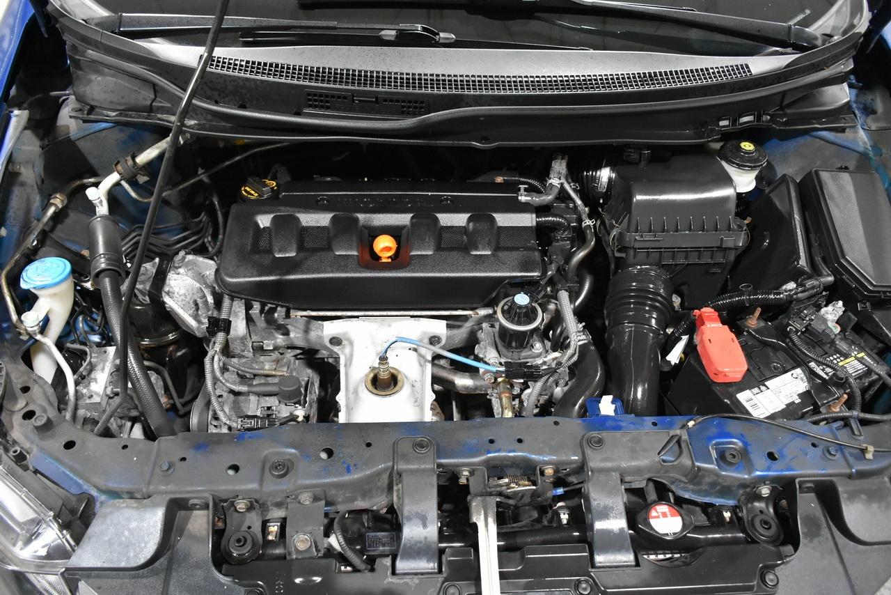 Honda Civic LX Sedan 5-Speed AT 2012