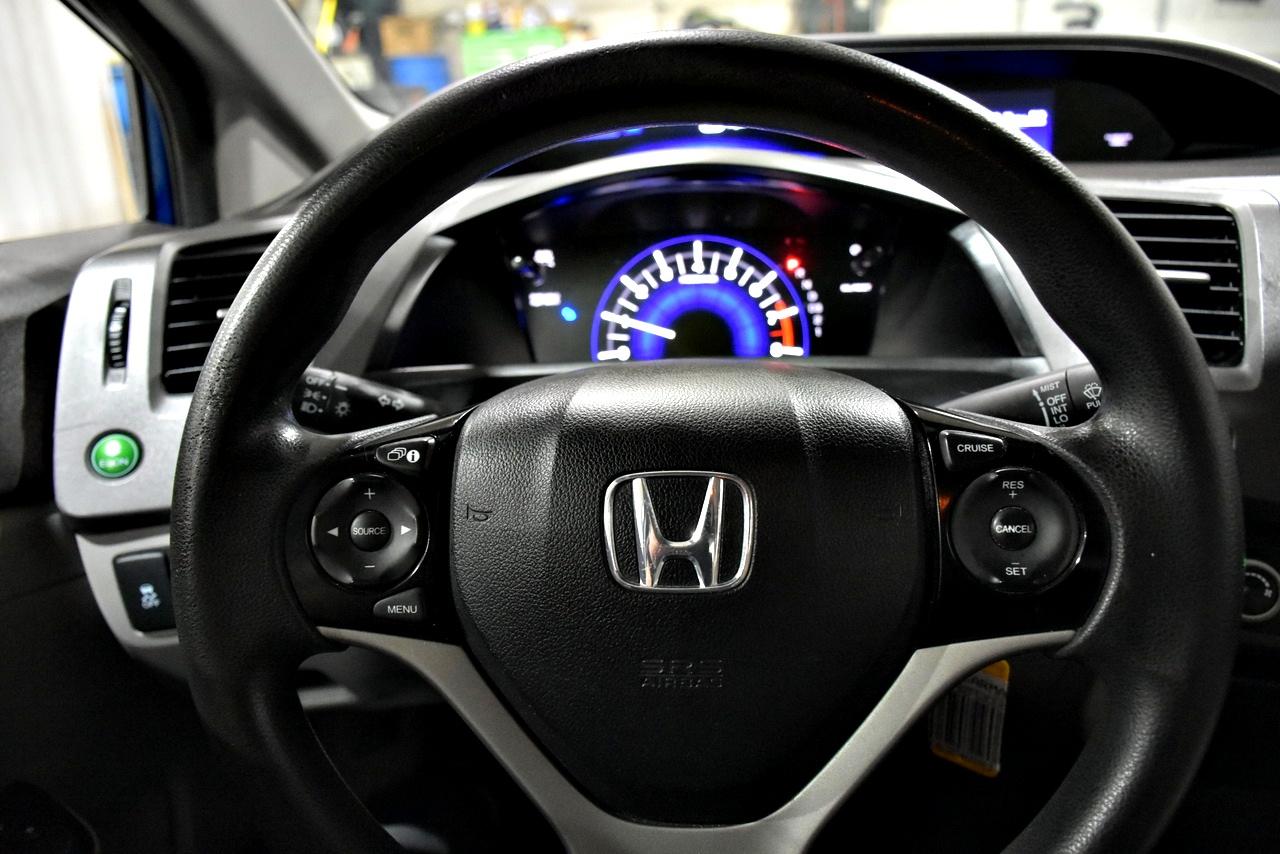 Honda Civic LX Sedan 5-Speed AT 2012
