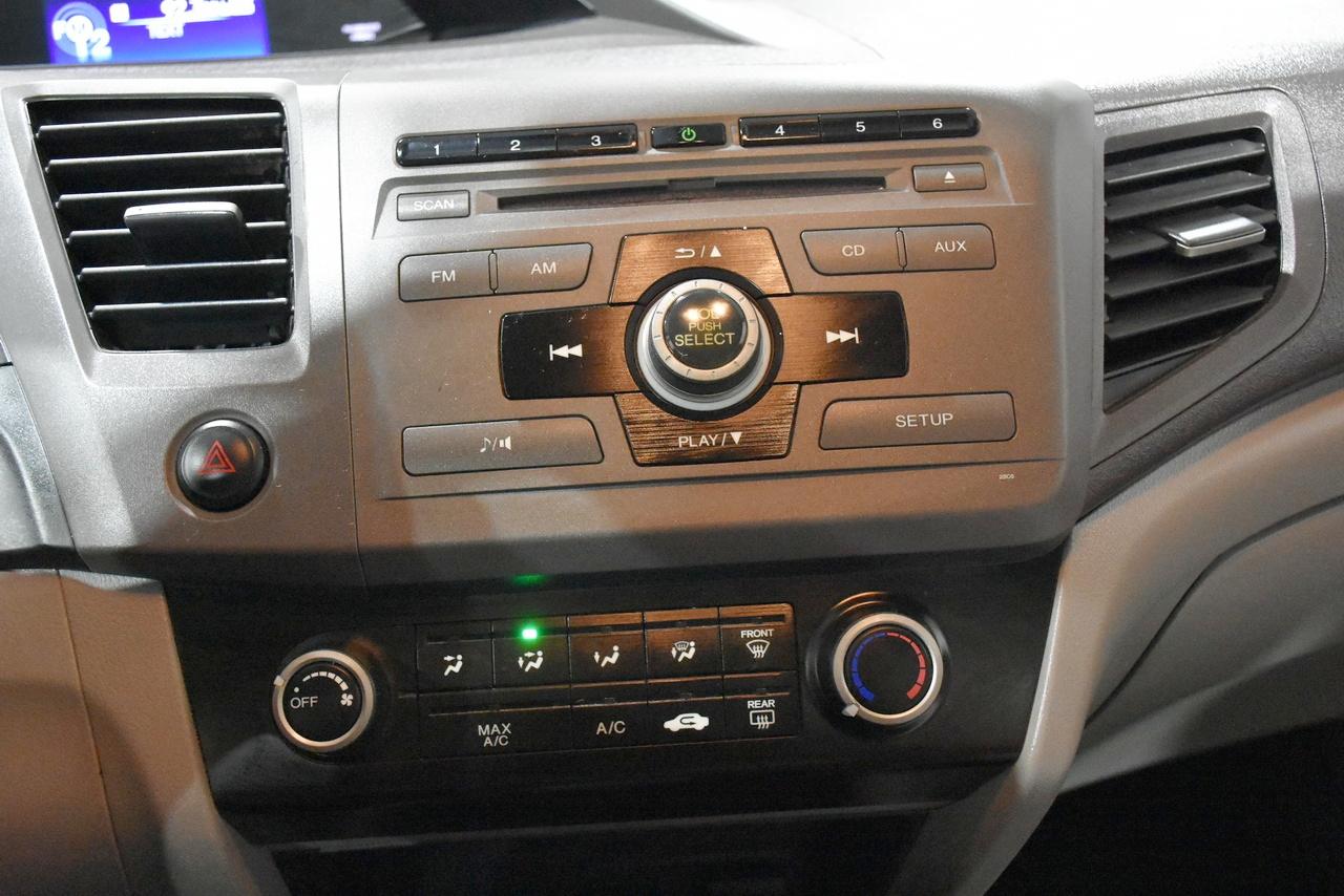 Honda Civic LX Sedan 5-Speed AT 2012