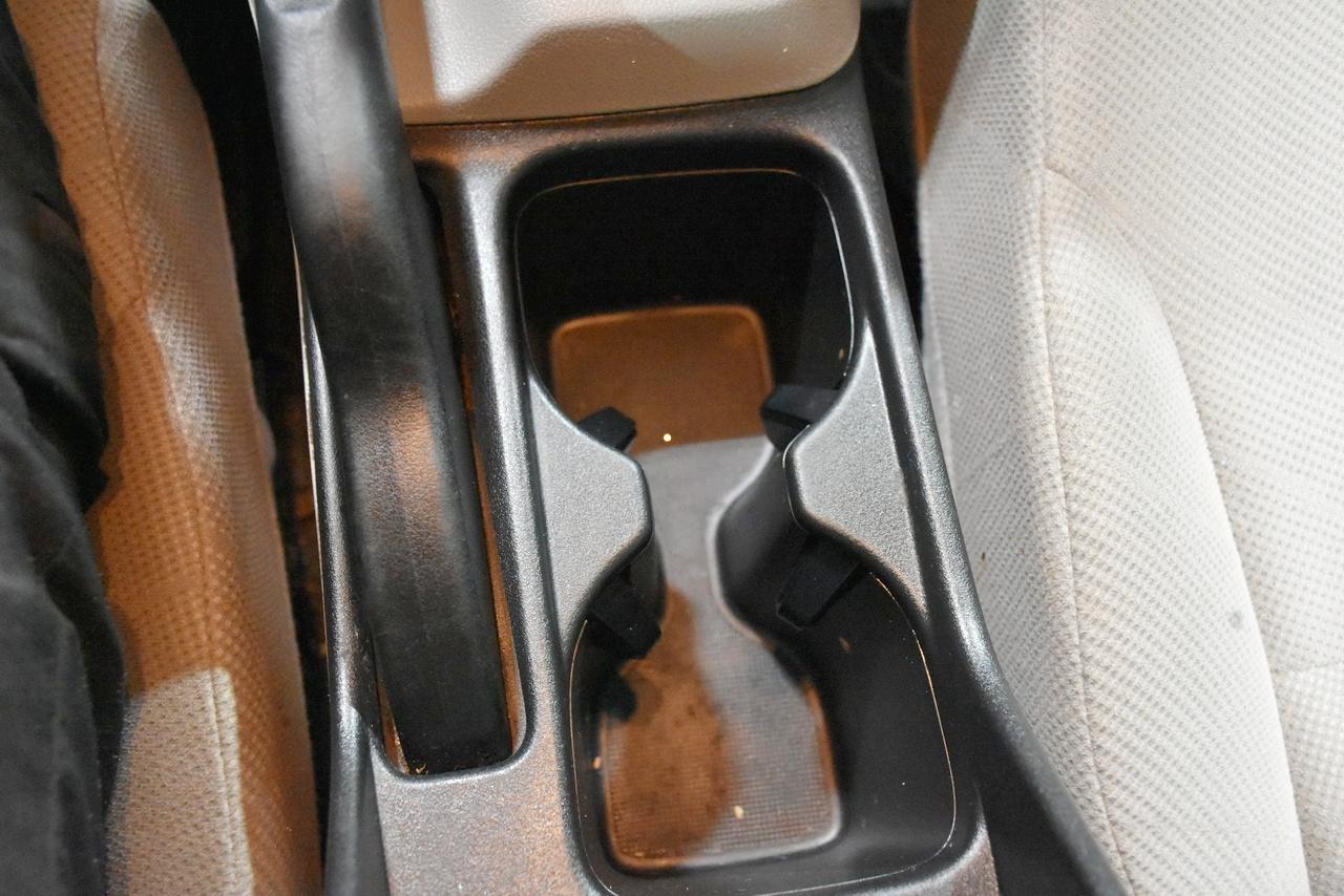 Honda Civic LX Sedan 5-Speed AT 2012