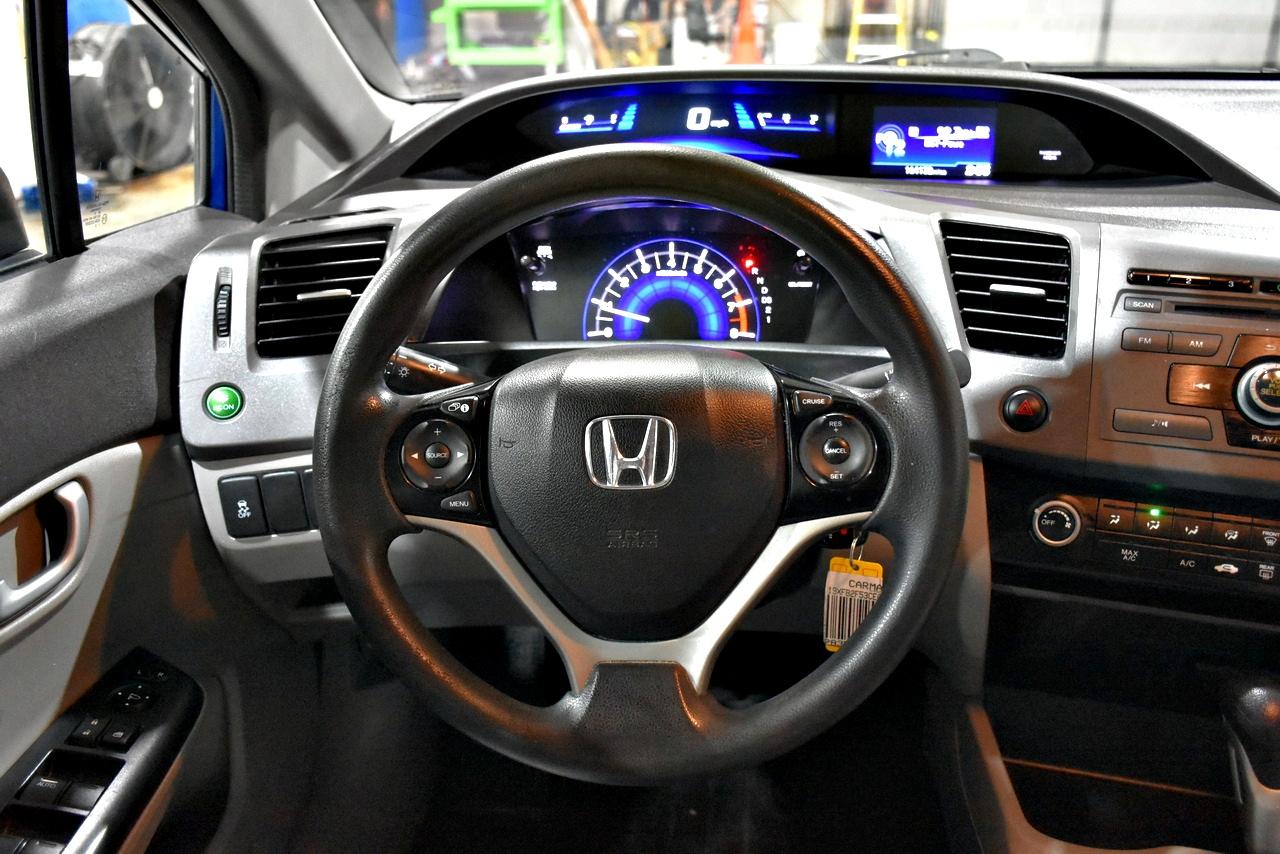 Honda Civic LX Sedan 5-Speed AT 2012
