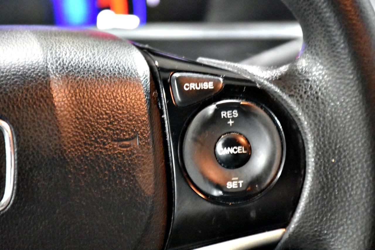 Honda Civic LX Sedan 5-Speed AT 2012